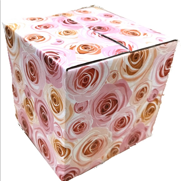 CLEARANCE 10 (4X4X4) Pink Rose Boxes PRICE IS FIRM - Picture 3 of 5